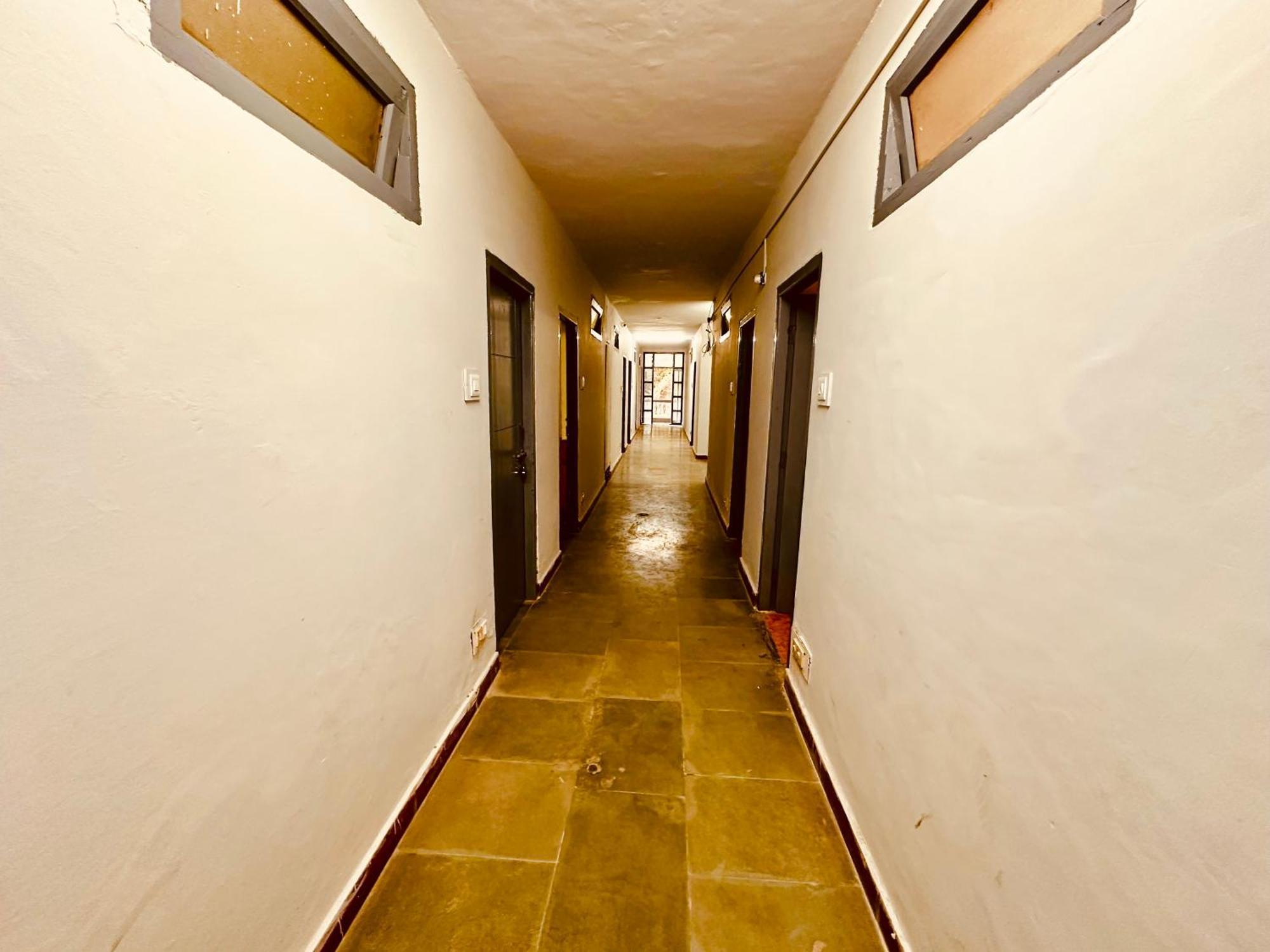 ホテル Royal Respite Manali - Luxury Comfort ! Travellers Delight ! Budget Friendly ! Prime Location ! Guest Favourite エクステリア 写真
